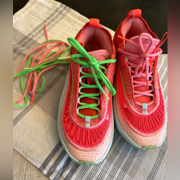 Nike Women's A'ja Wilson x Cosmic Unity 3 'Hot Punch Sneakers 7 - Picture 6 of 6